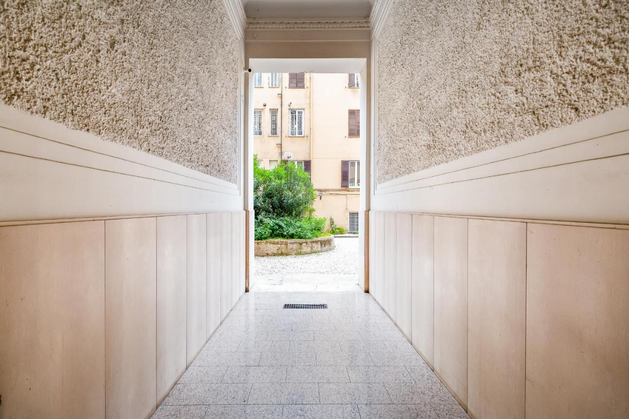Vatican Germanico 107 Roma Exterior foto